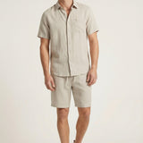 Camicia e Pantaloni Corti in Lino Beige di Verona